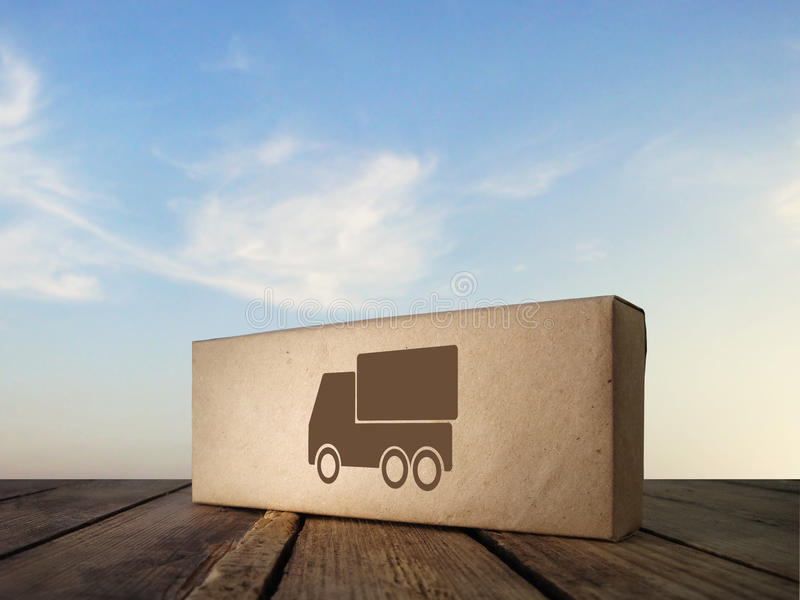 dropshipping vs regular business